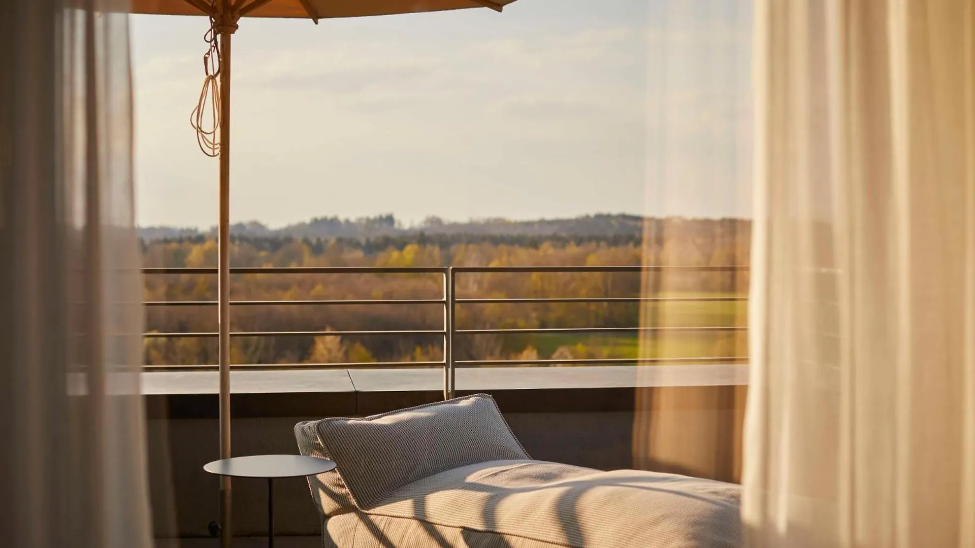 Infinity Hotel & Conference Resort Munich Unterschleissheim