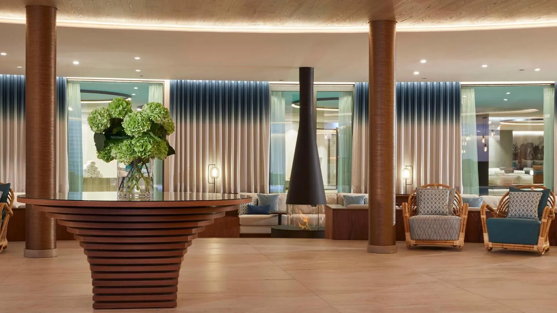 Infinity Hotel & Conference Resort Munich Unterschleißheim 4*,